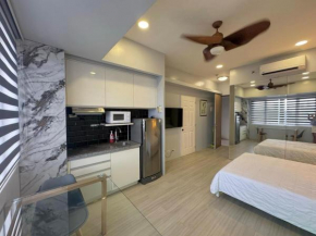 Modern Condo with Stunning Views